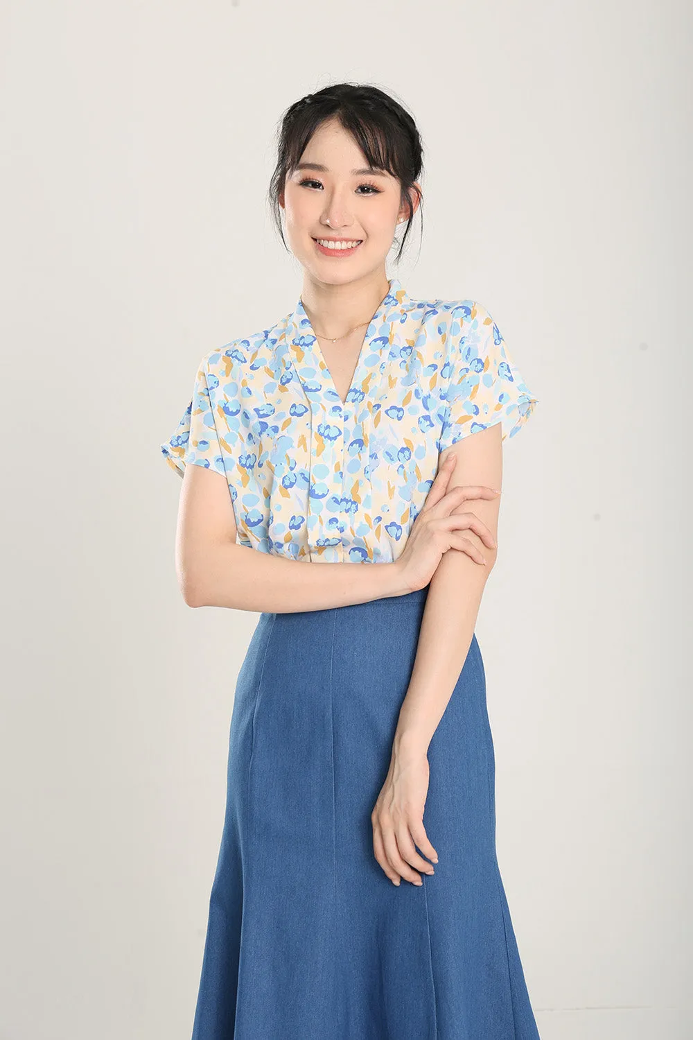 Addie Kimono Neckline Top in Blue