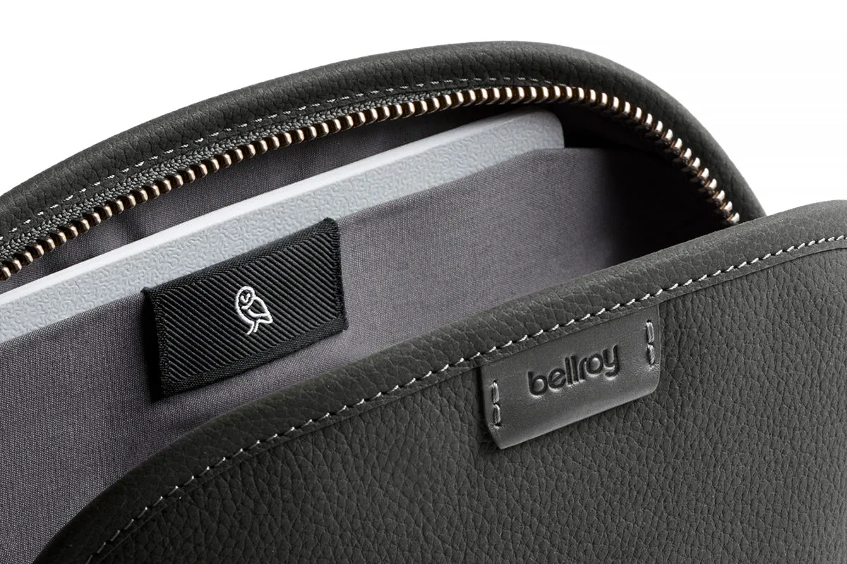 Bellroy Classic Pouch