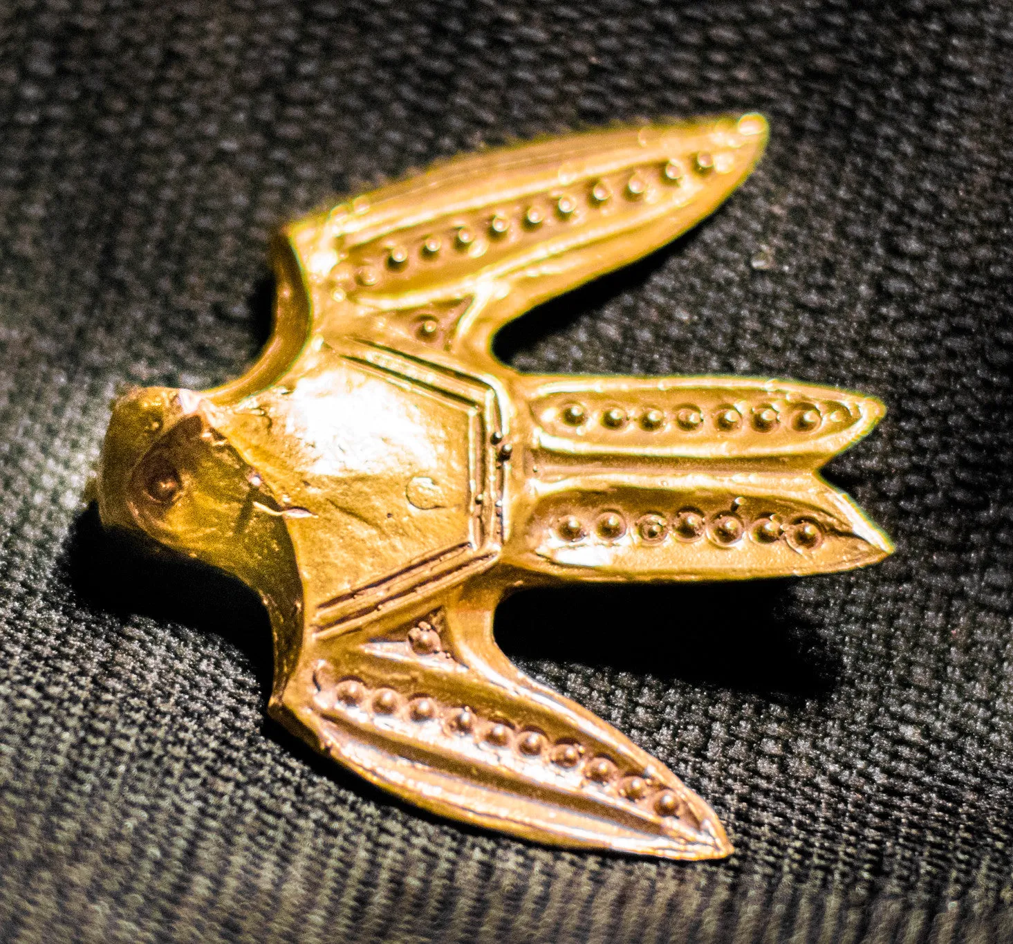 Bird with circle designs - Y-53