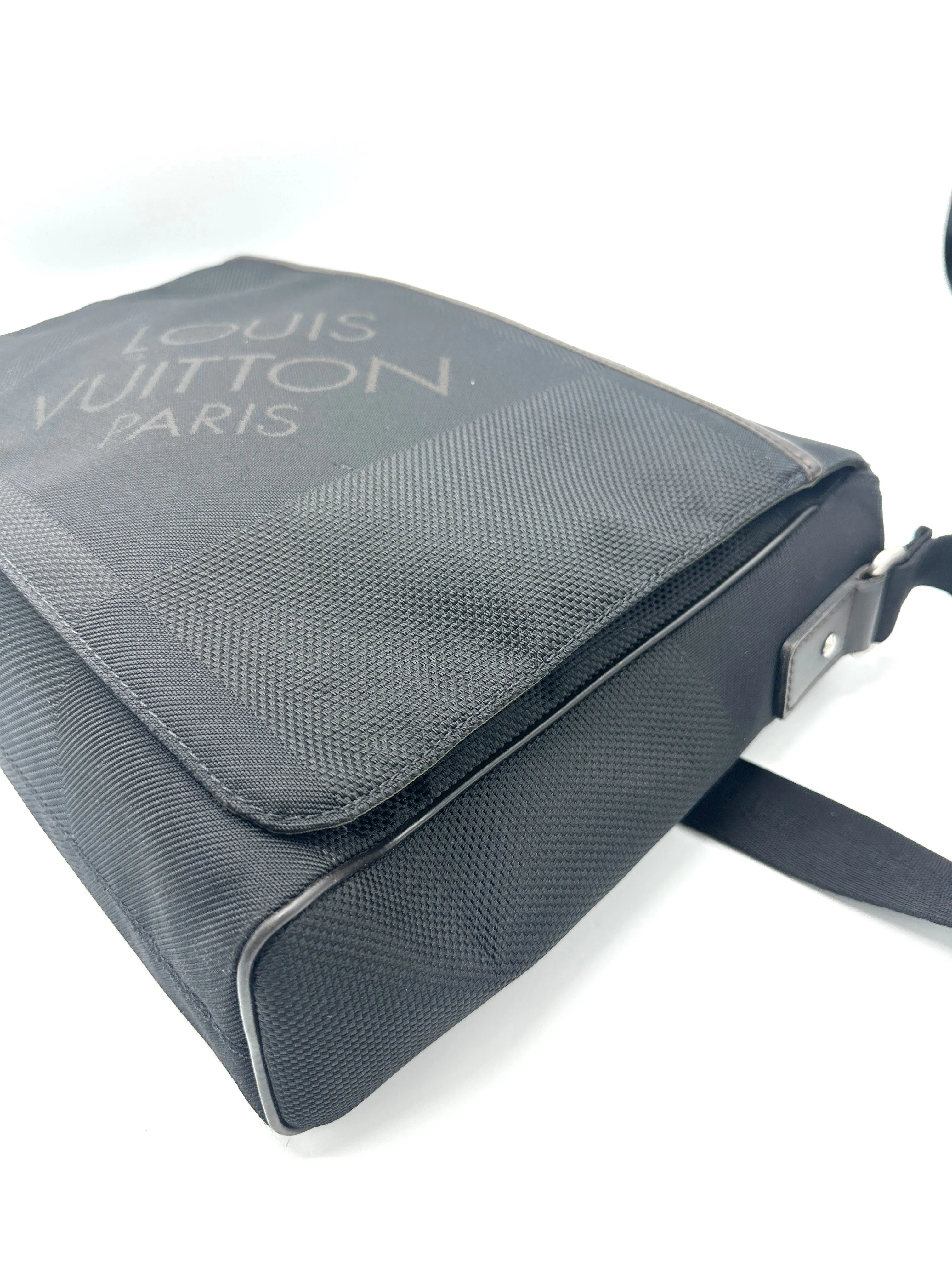 Black Geant Monogram Messenger Bag
