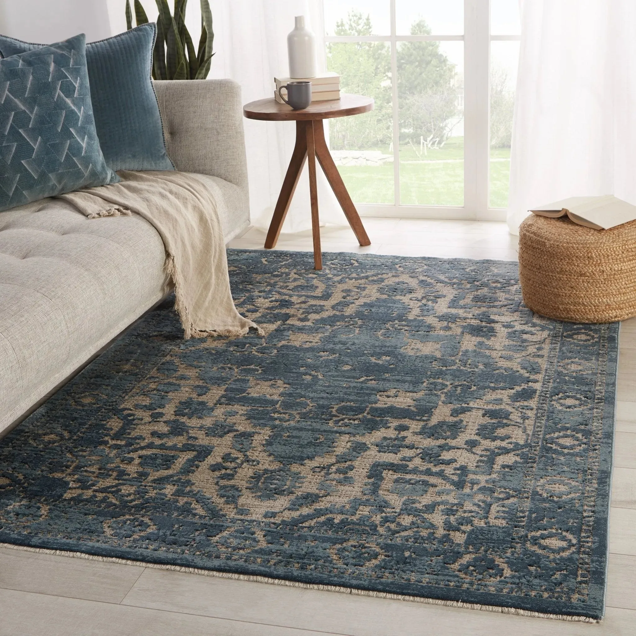Brienne BNN06 Idella Blue/Light Taupe Rug