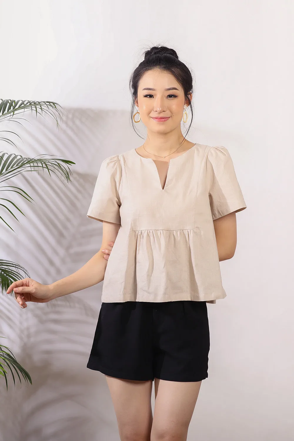 Cady Ruffle Linen Top in Apricot