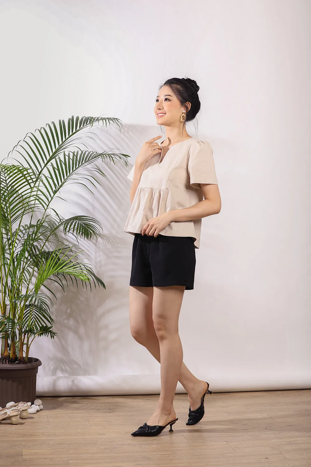 Cady Ruffle Linen Top in Apricot