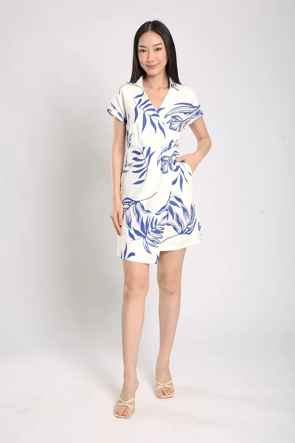 Danara Midi Dress in Blue Floral Print