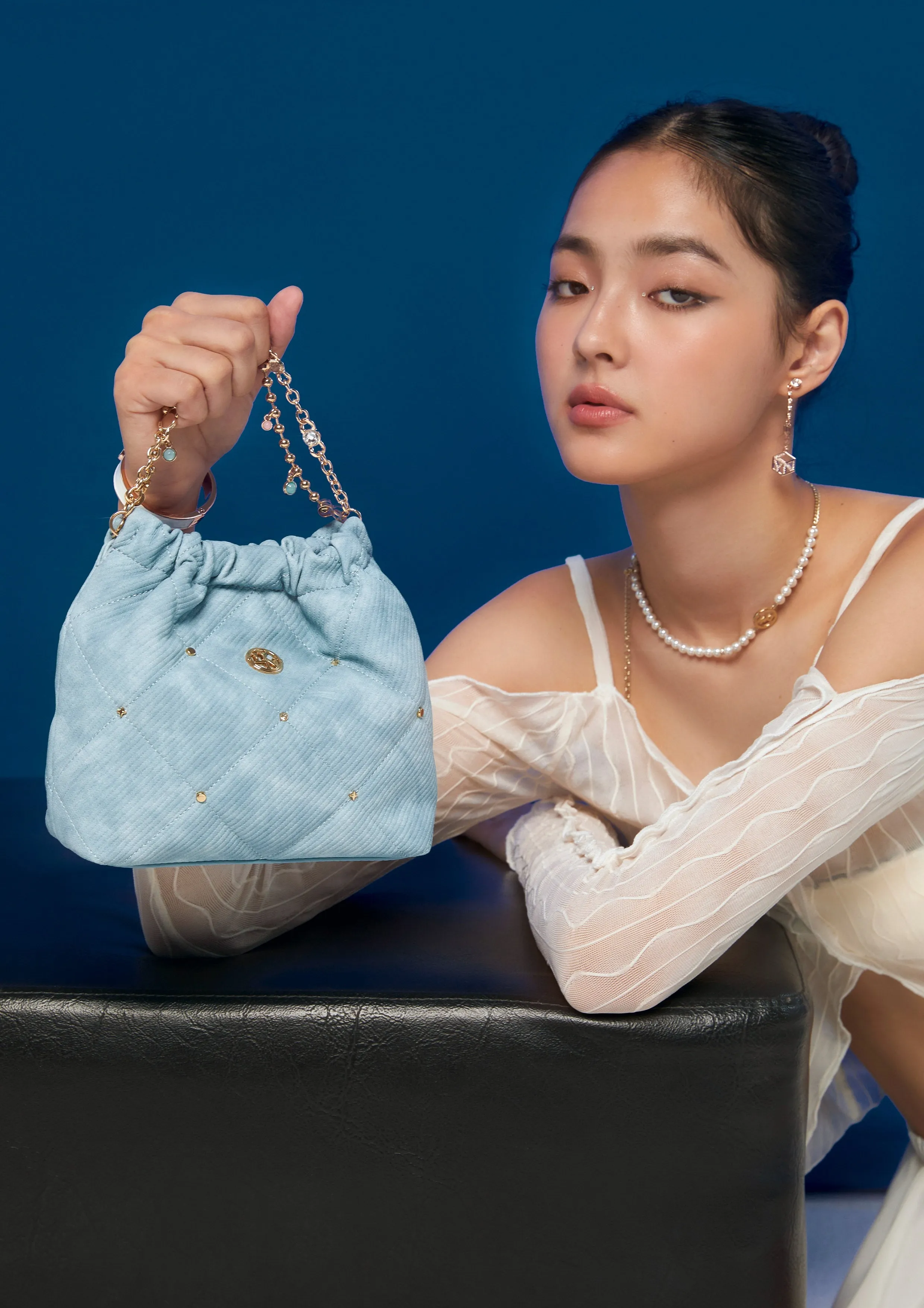 Fontia Brinkty Mini Bucket Bag Blue