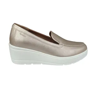 Geox scarpa mocassino con zeppa da donna Ilde D36RAB oro chiaro
