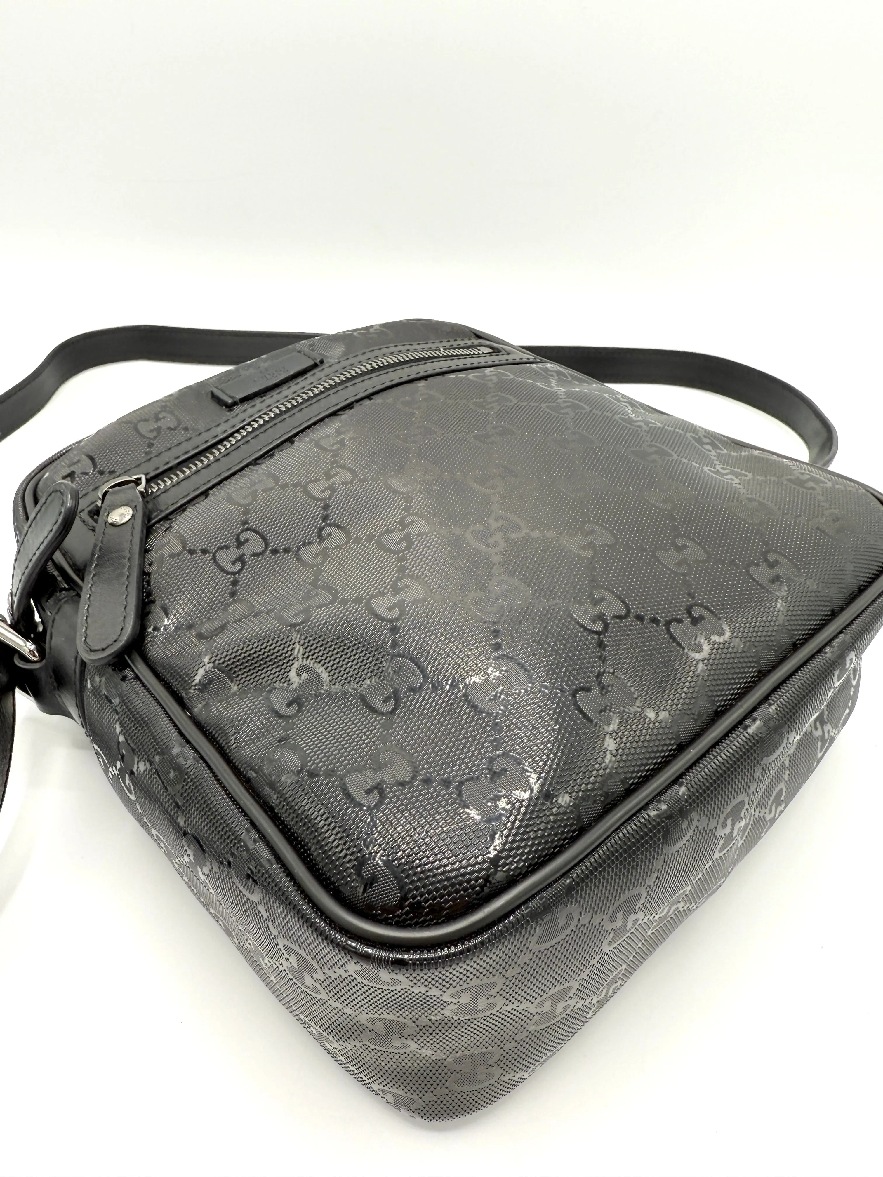GG Crystal Zip Messenger Bag