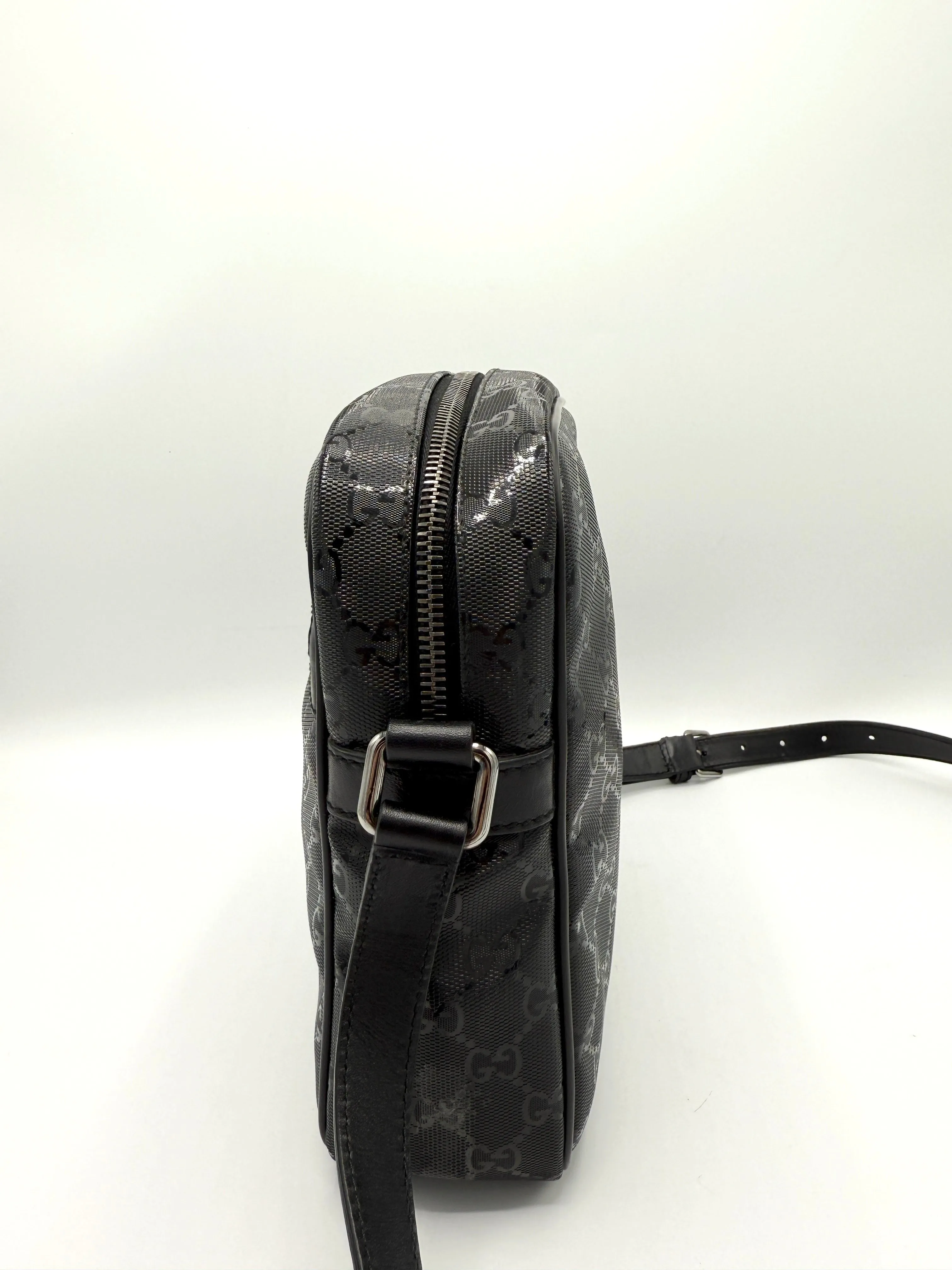 GG Crystal Zip Messenger Bag