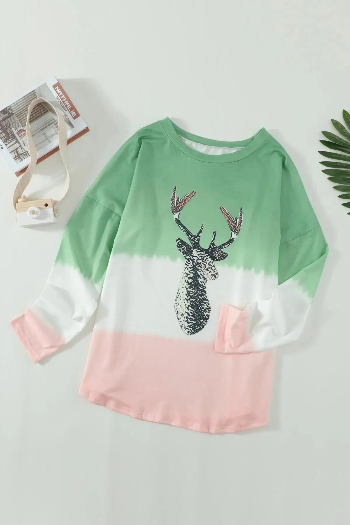 Green Reindeer Print Gradient Colorblock Sweatshirt