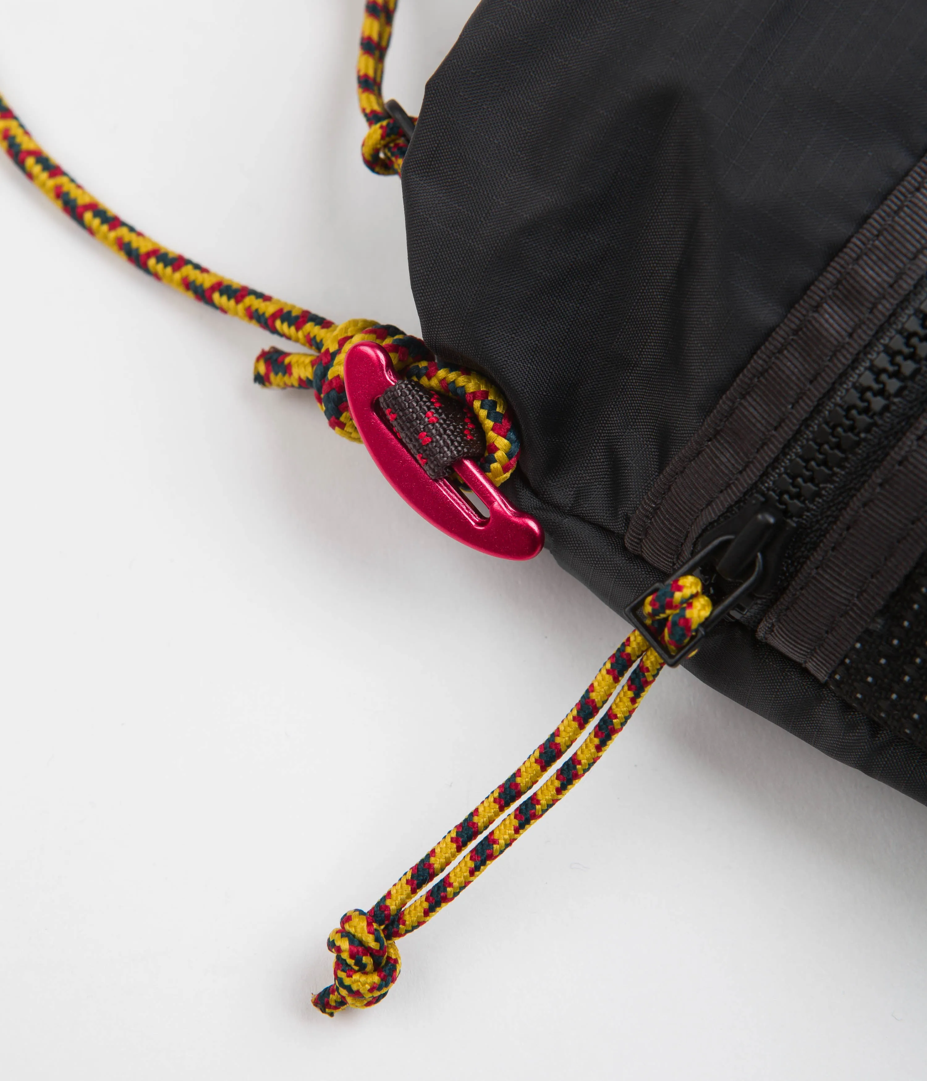 Klattermusen Algir Multislots Bag - Raven