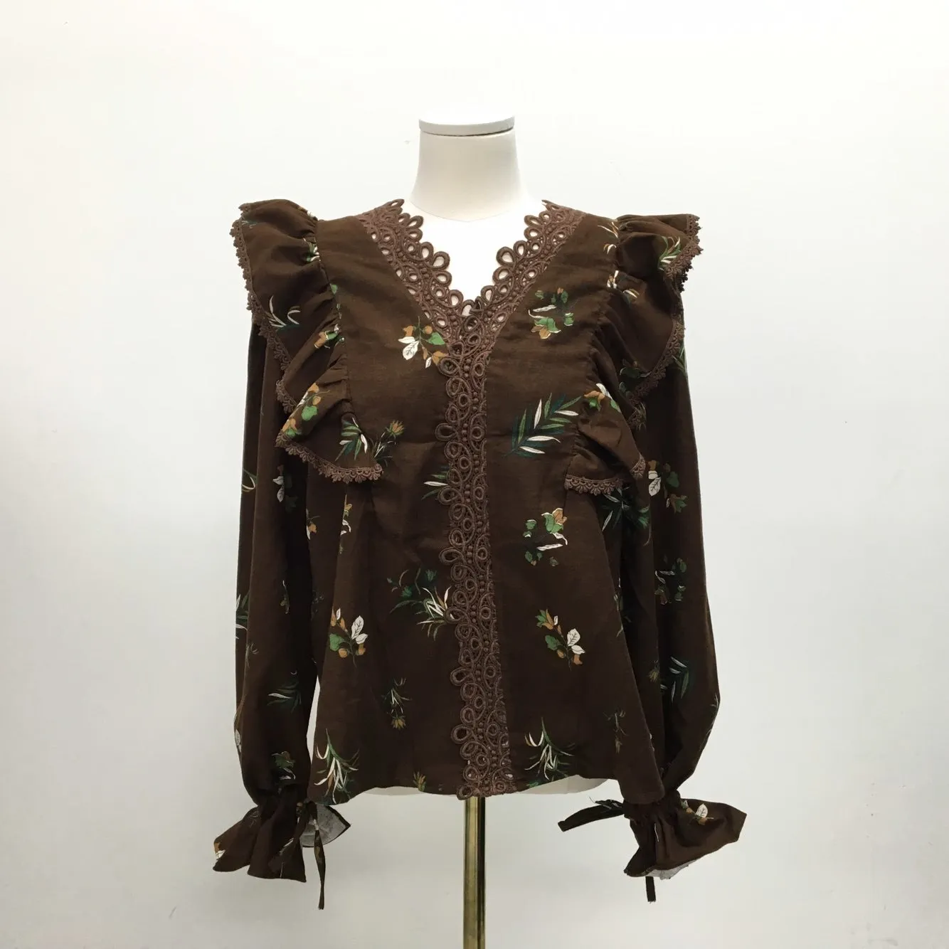 [Korean Style] Helly Floral Prints Shirt with Lantern Sleeves