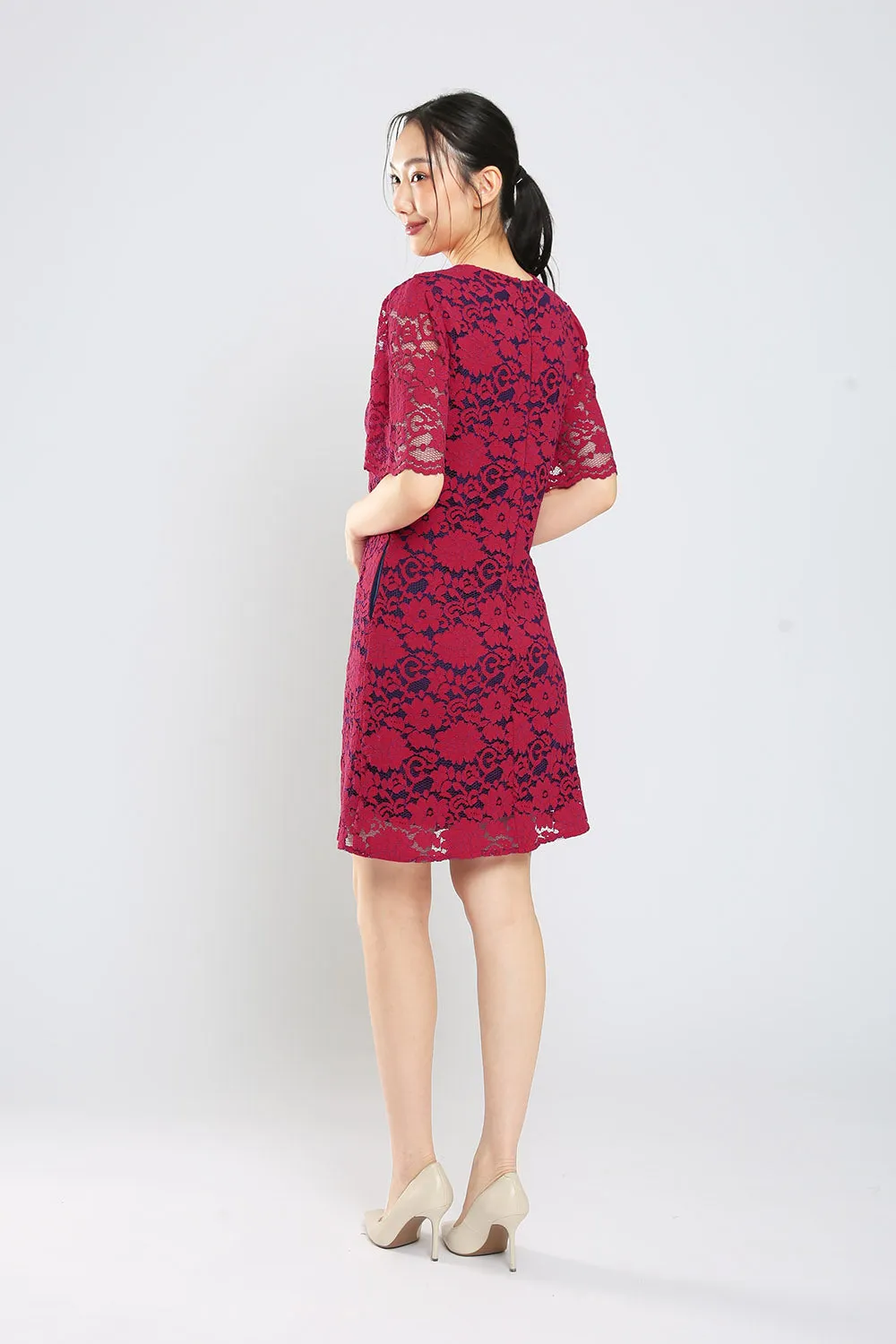 Mallorie Lace Dress in Red