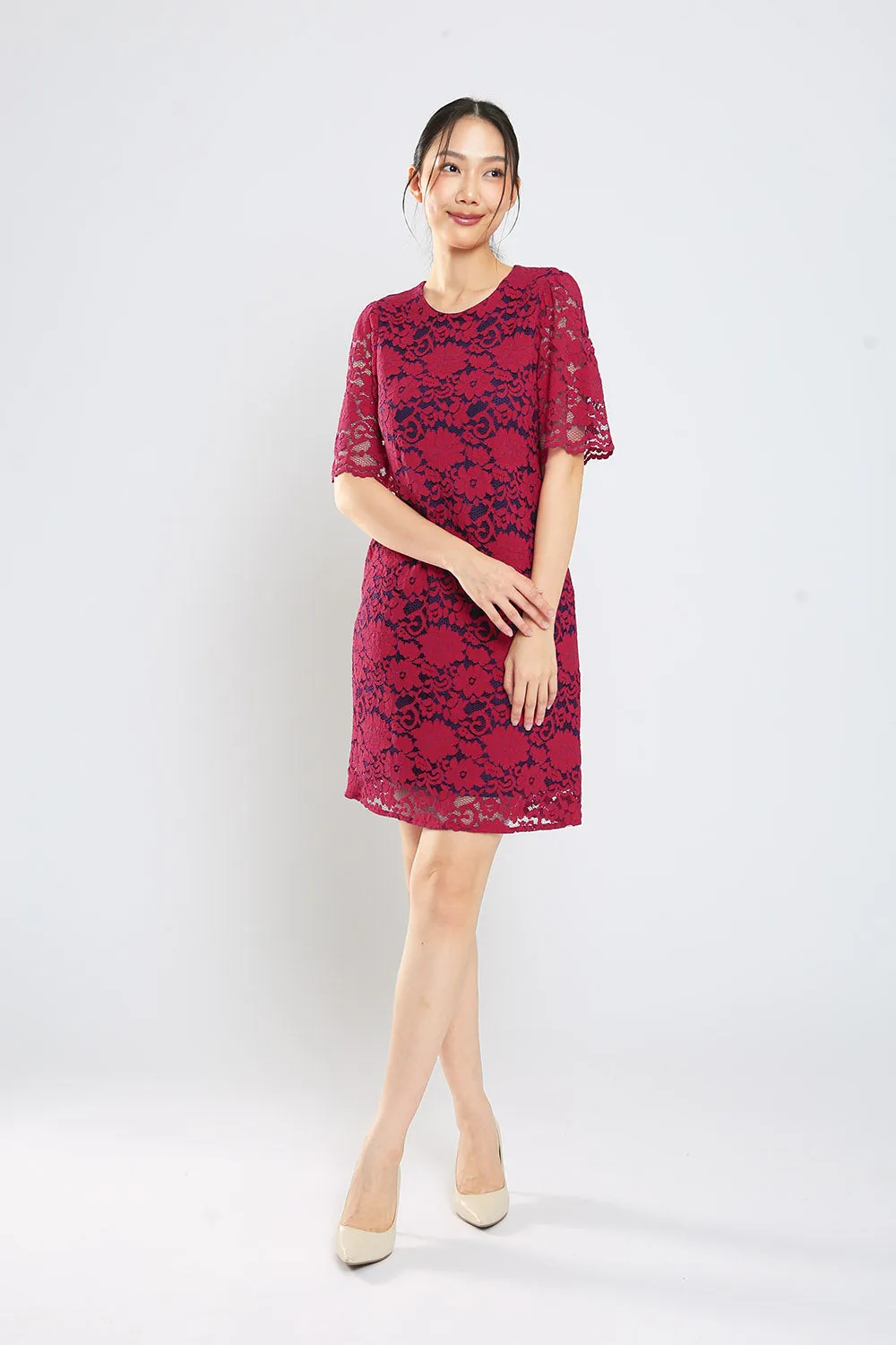 Mallorie Lace Dress in Red