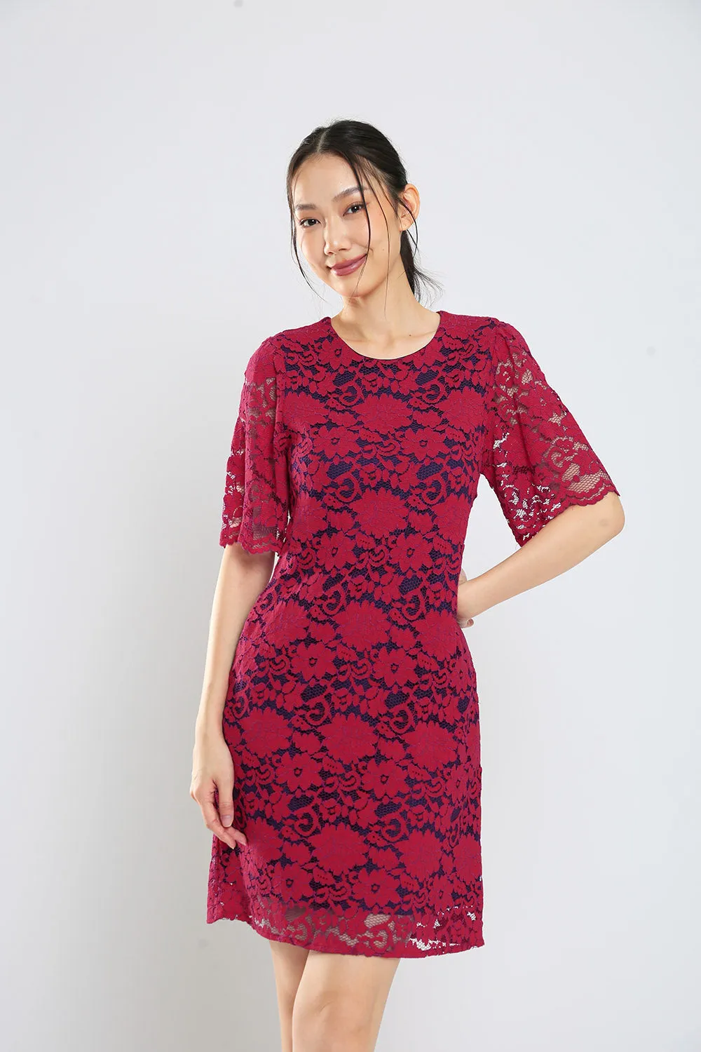 Mallorie Lace Dress in Red