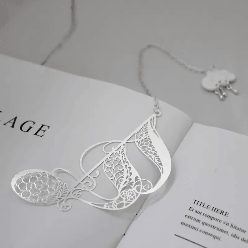 Metal Artistic Quaver Bookmark in a Giftbox - Silver
