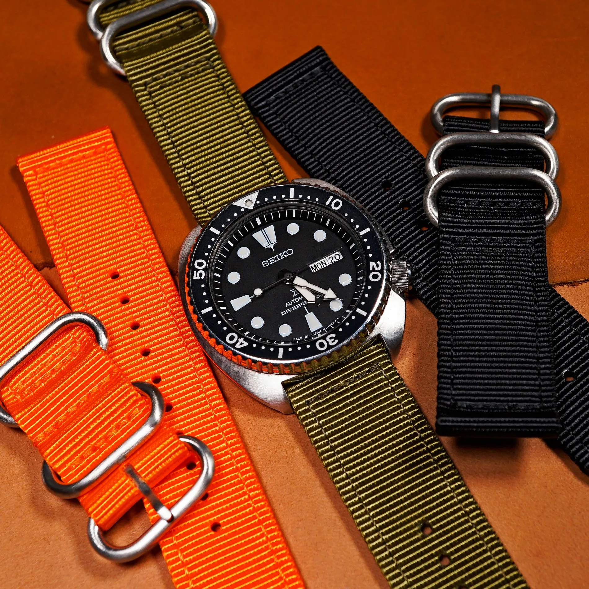 Nylon Zulu Strap in Olive (Apple Watch)