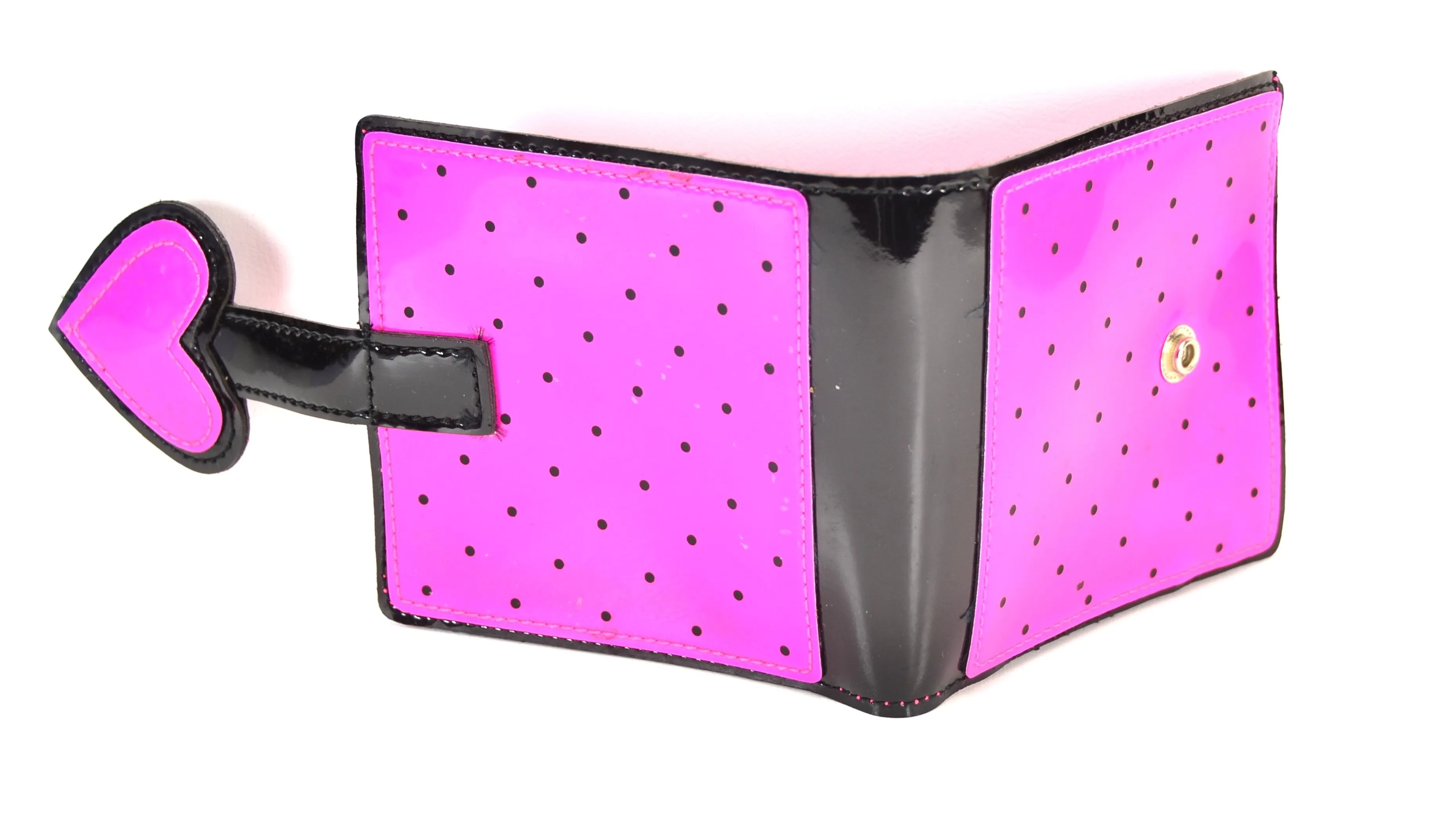Pink Wallet With Black Dots &Amp; Pink Heart Patch