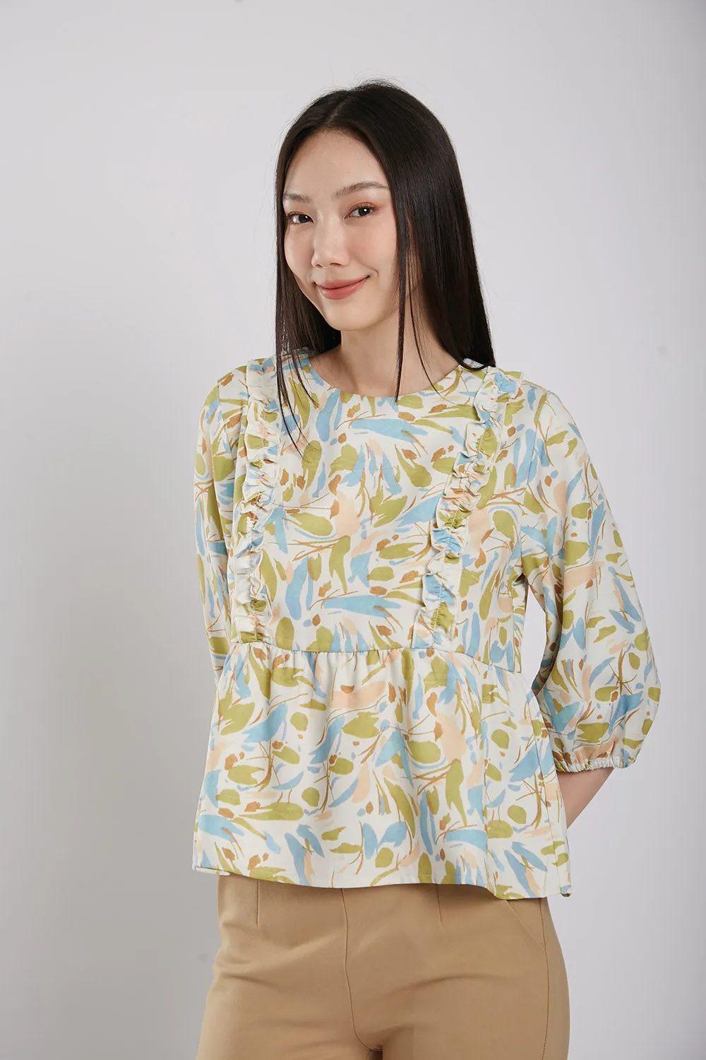 Raiza Blouse in Yellow Blue Floral