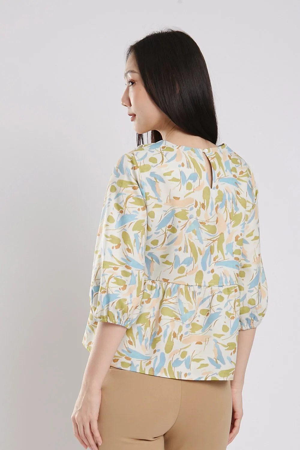 Raiza Blouse in Yellow Blue Floral