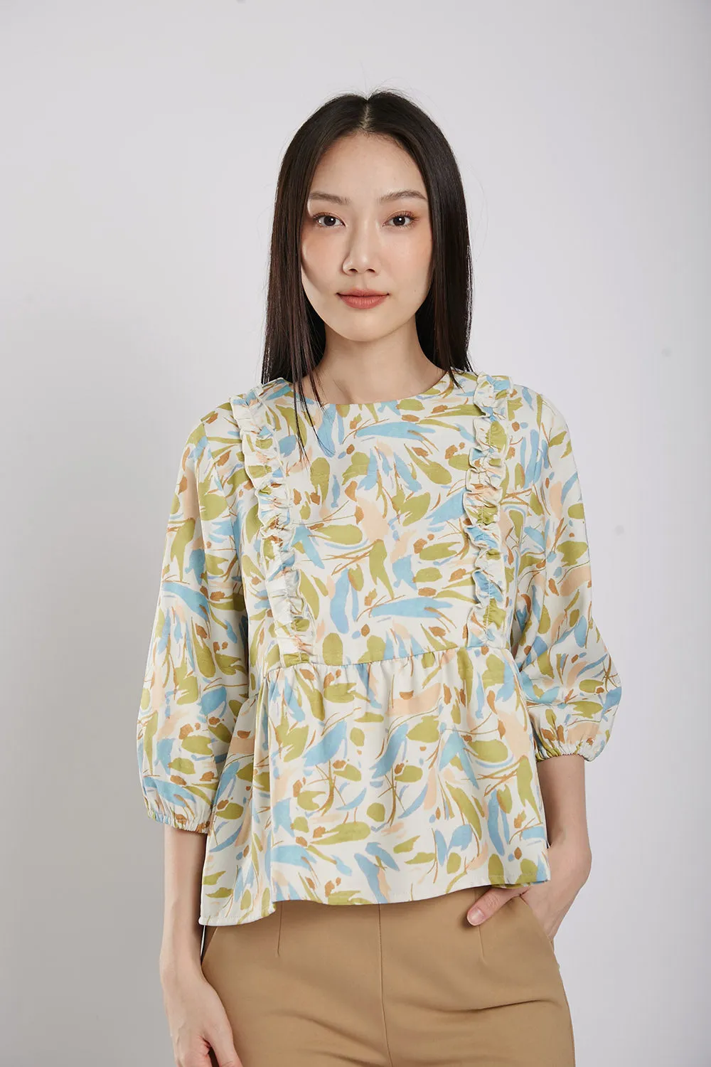 Raiza Blouse in Yellow Blue Floral
