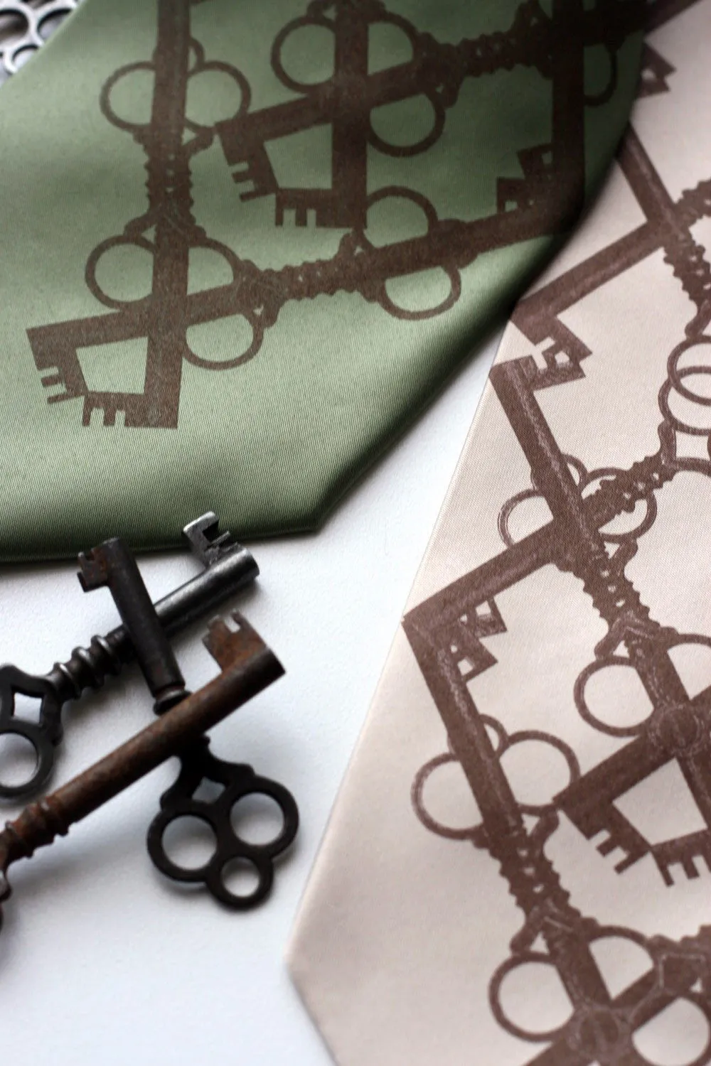 Skeleton Keys Silk Tie, Argyle print necktie