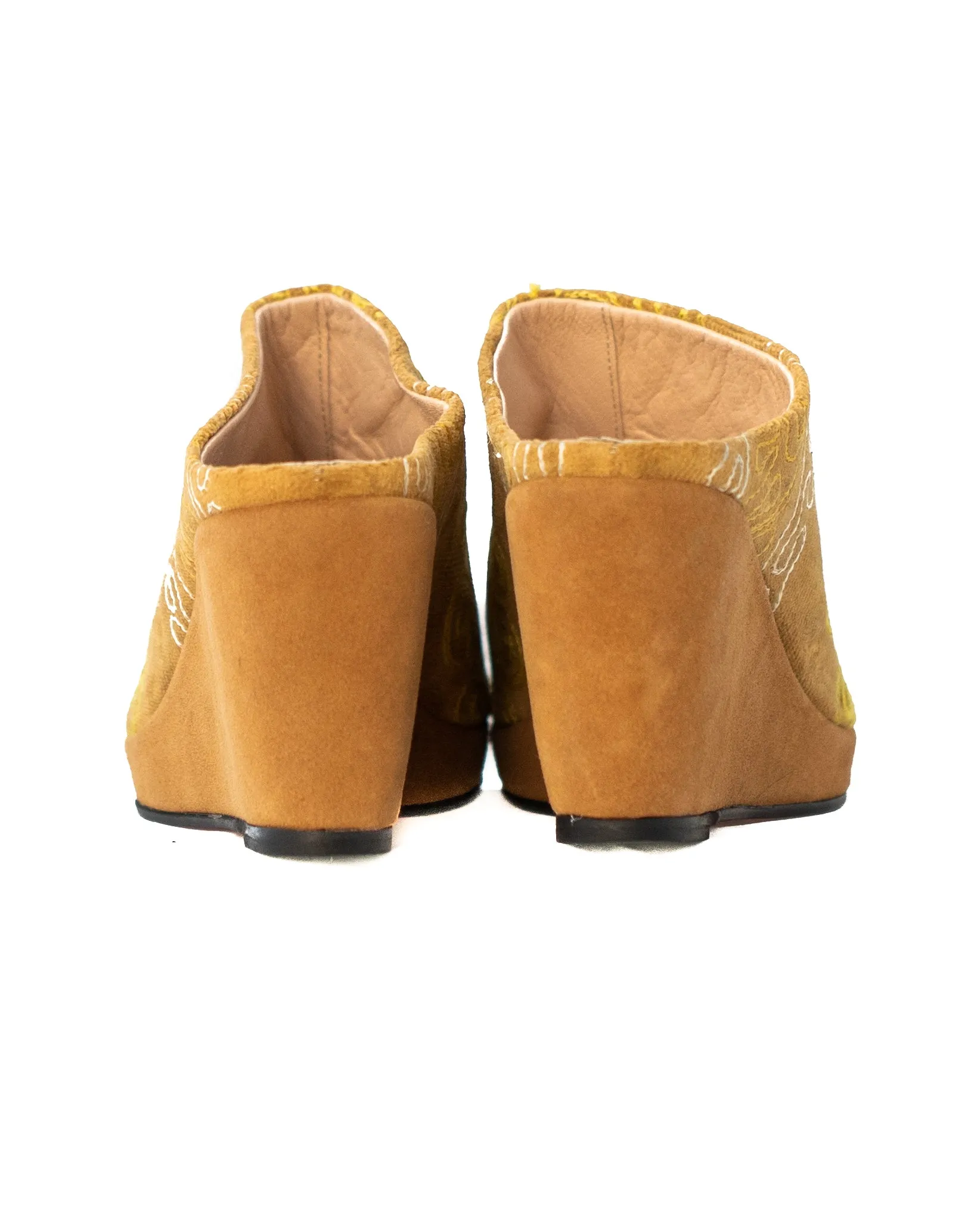 St. Bart's Brown Wedge